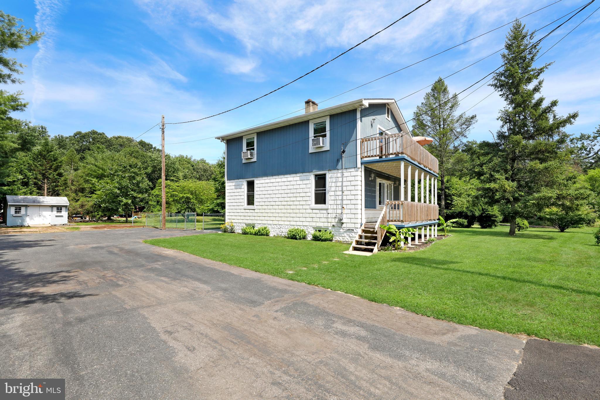 551 Hartford Road Mount Laurel, NJ 08054 - Photo 4 of 36