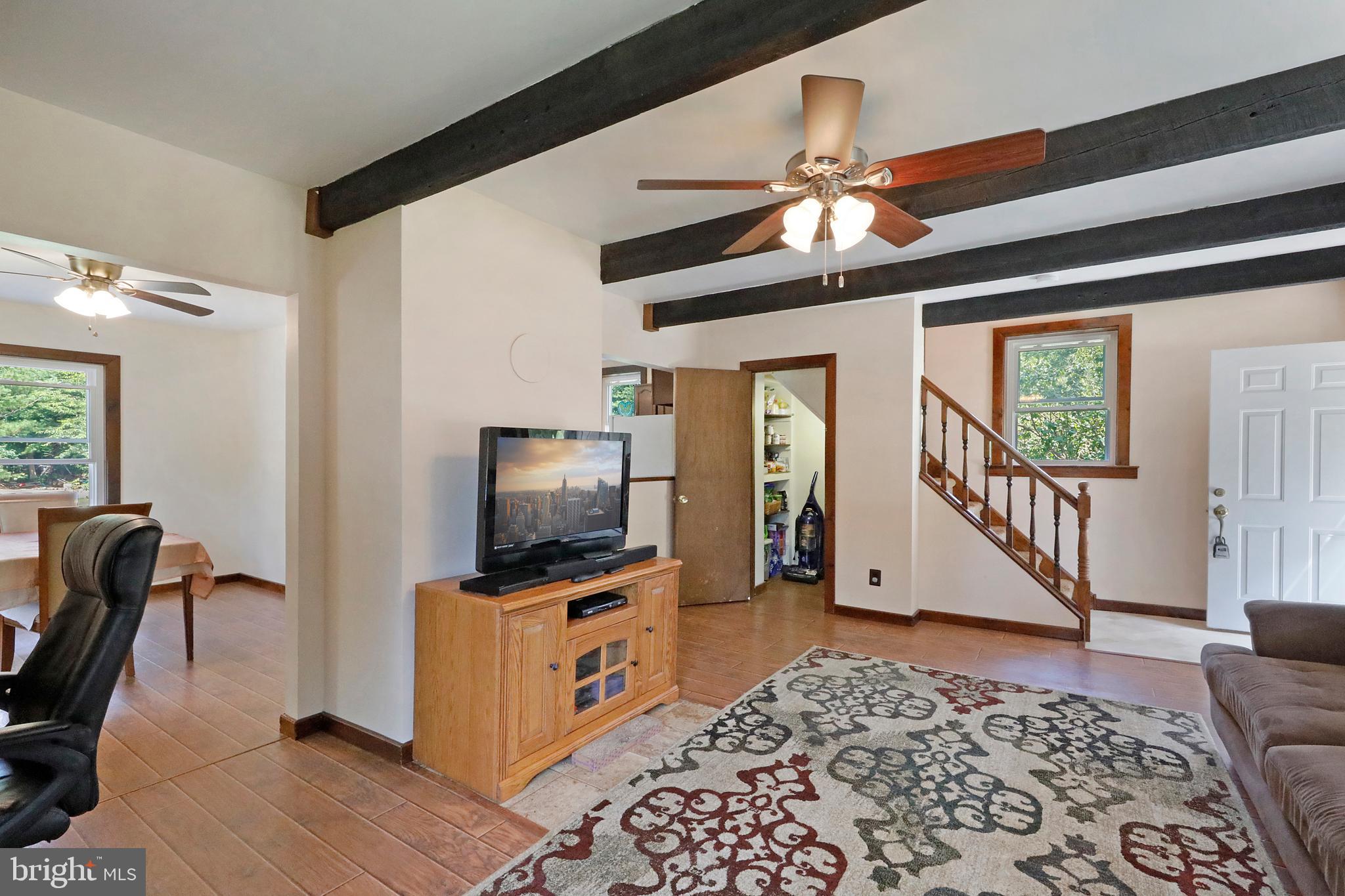 551 Hartford Road Mount Laurel, NJ 08054 - Photo 9 of 36
