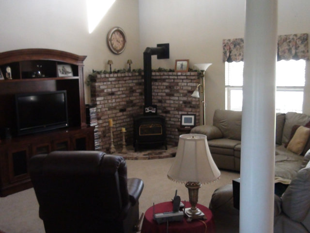 20700 Gawne Road Stockton, CA 95215 - Photo 4 of 25 Gallery Image 4