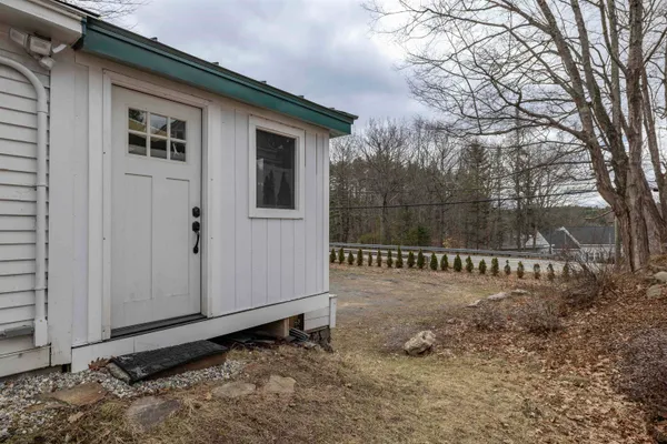 $359,000 | 1042 Main Street, Sunapee, NH 03782