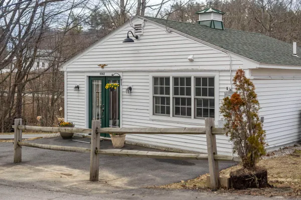$359,000 | 1042 Main Street, Sunapee, NH 03782