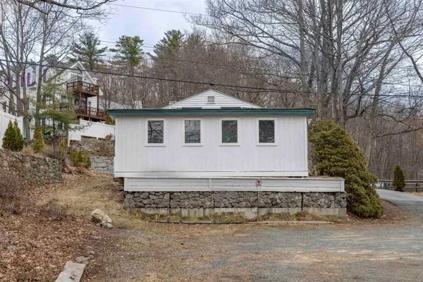 $359,000 | 1042 Main Street, Sunapee, NH 03782