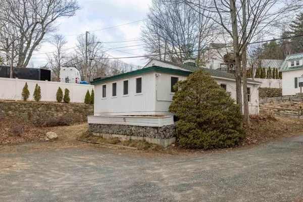 $359,000 | 1042 Main Street, Sunapee, NH 03782