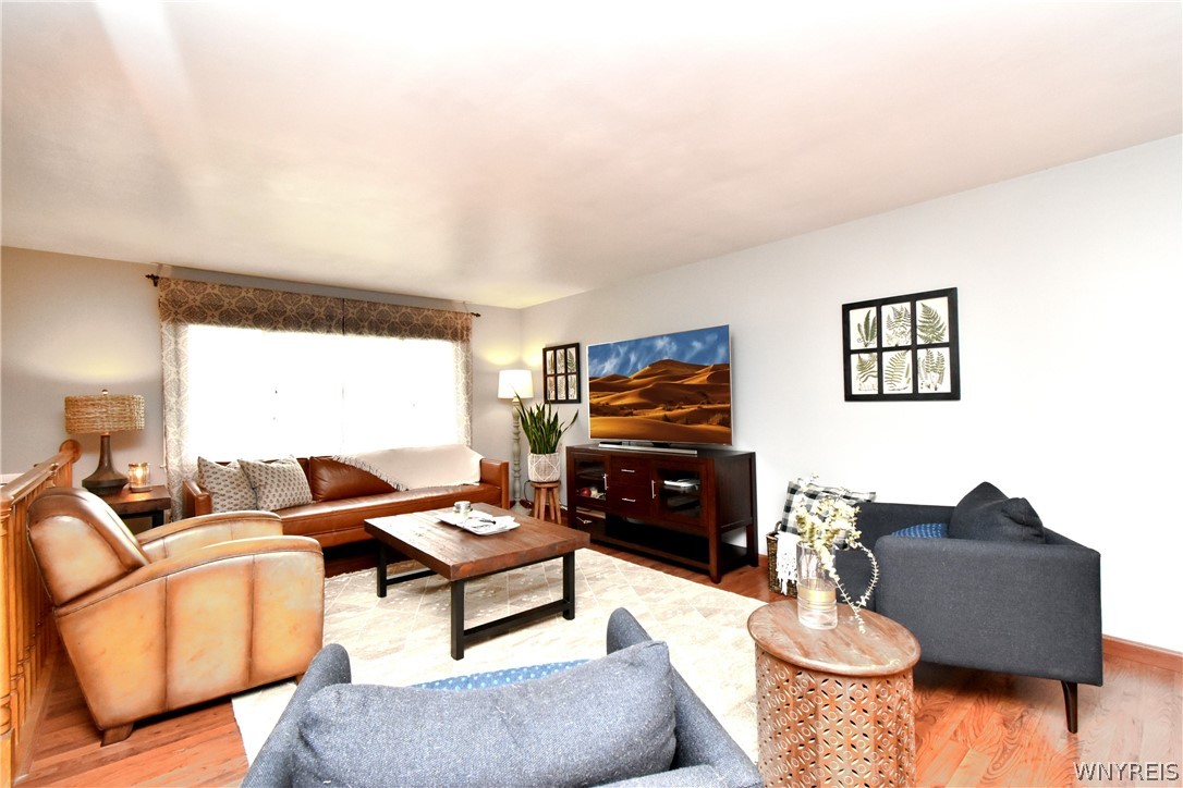 40 Terrell Street Lancaster, NY 14043 - Photo 2 of 32