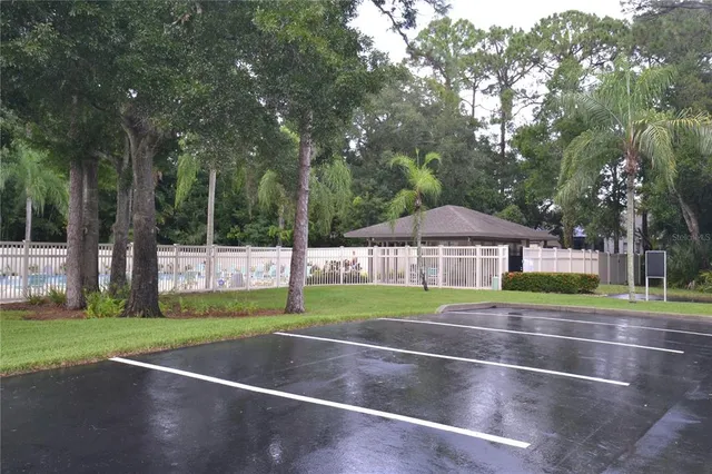 $2,400 | 150 Dale Place, Oldsmar, FL 34677