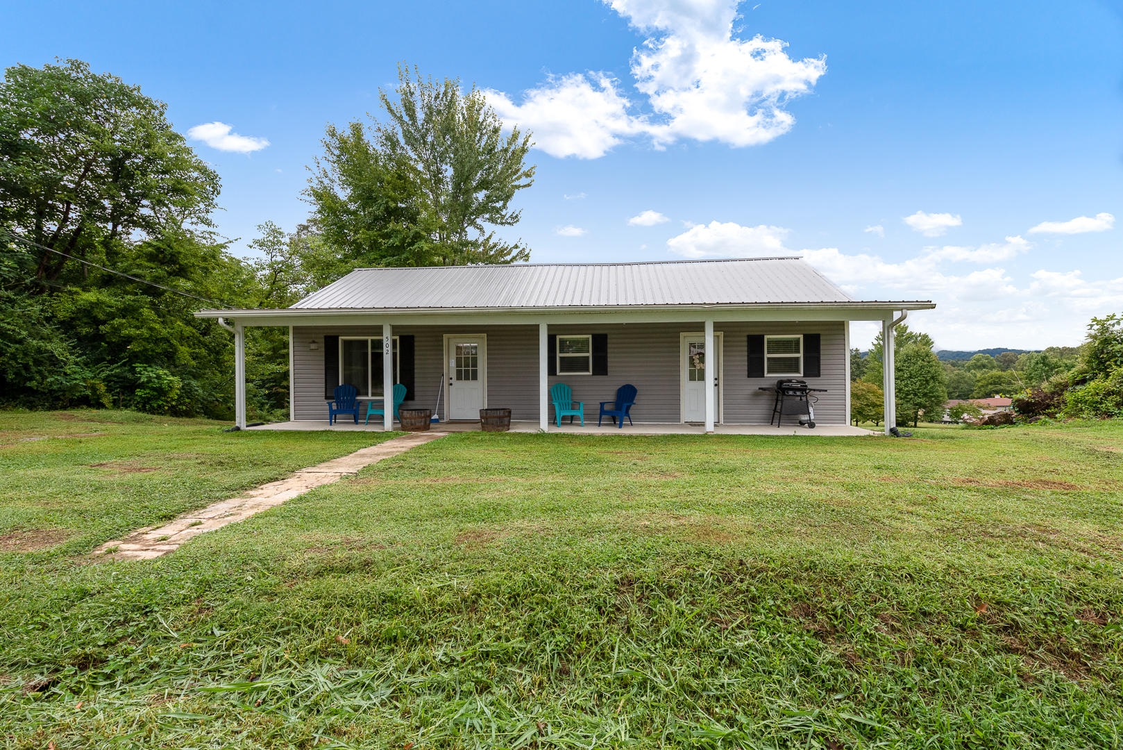 502 Ridge Road Maryville, TN 37803 - Photo 1 of 17 Front of House