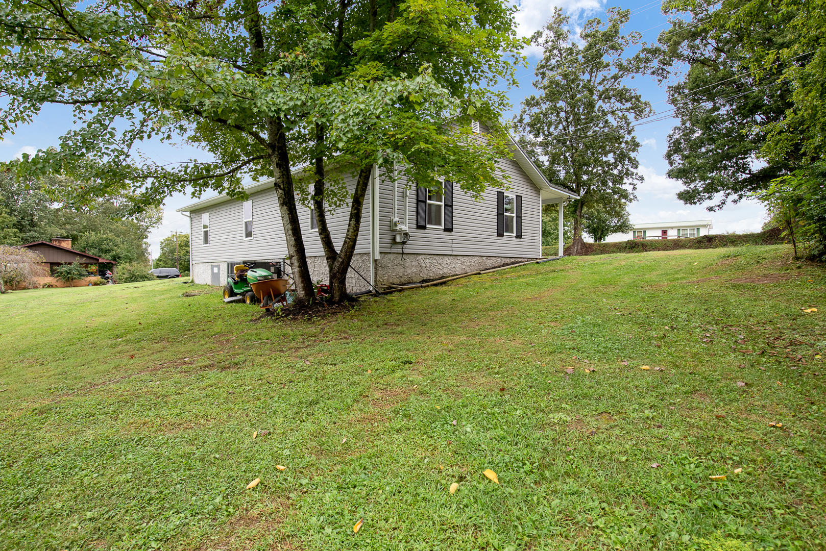 502 Ridge Road Maryville, TN 37803 - Photo 16 of 17 Back of House