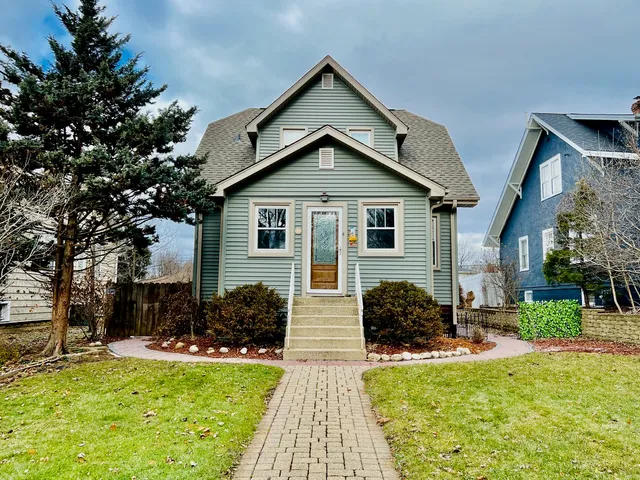 $475,000 | 314 Elm Street, Lombard, IL 60148