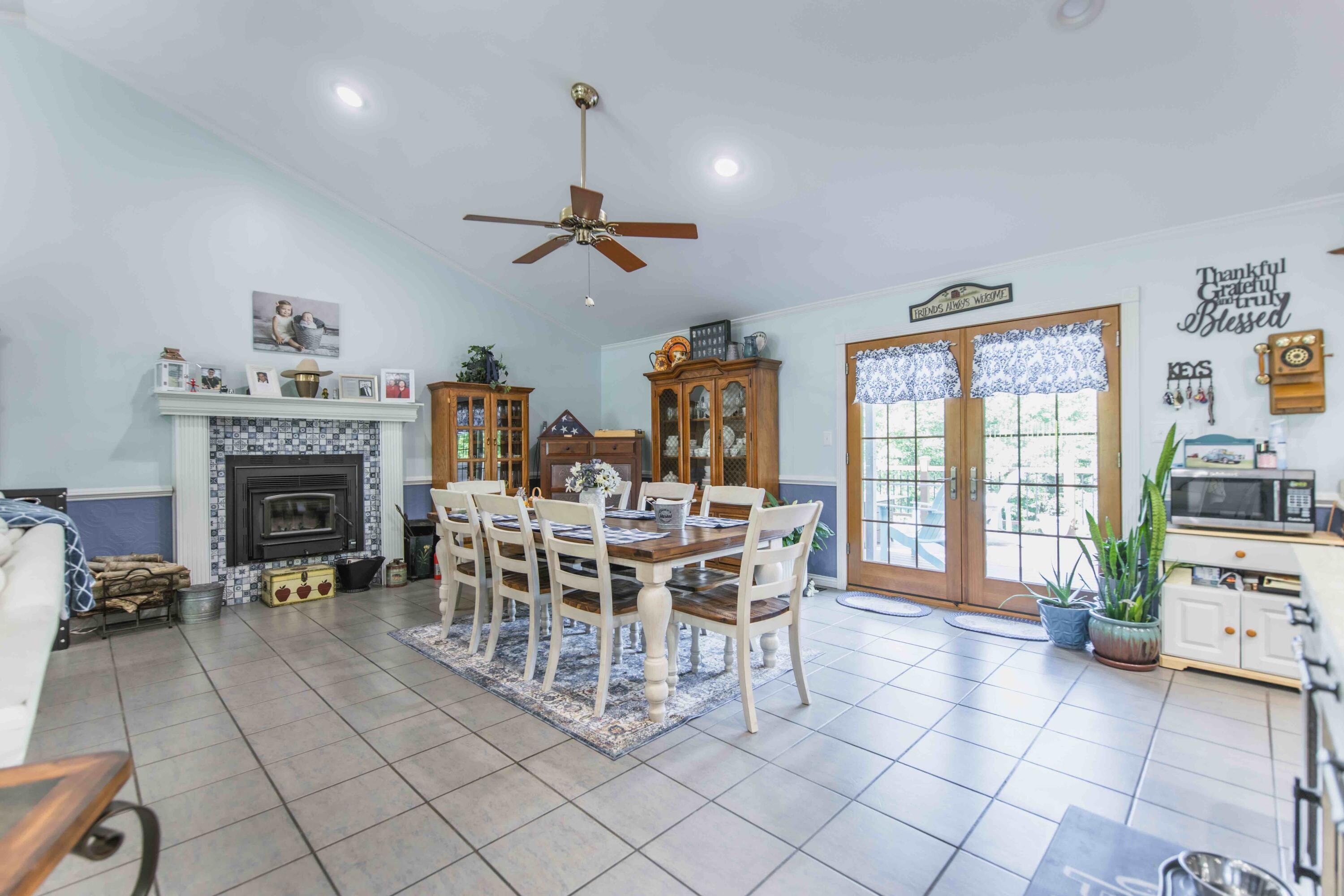 519 Right Angle Road Winchester, KY 40391 - Photo 11 of 70 118A758516