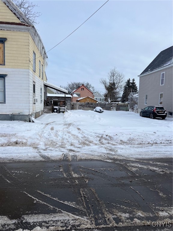 117 Harding Place Utica, NY 13501 - Photo 3 of 4