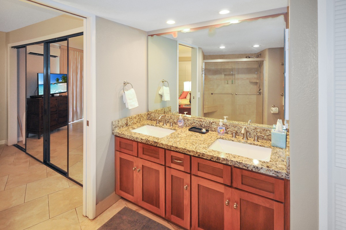1661 Pee Road, Unit 2102 Koloa, HI 96756 - Photo 11 of 22 Gallery Image 11