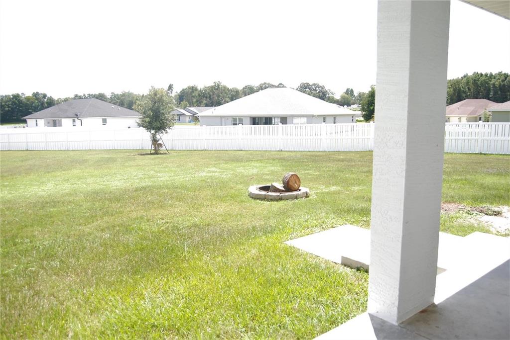 1167 Southeast 63rd Ct Road Ocala, FL 34472 - Photo 32 of 37 a view of ocean from a window