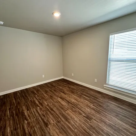 $1,700 | 2059 Kenwood Avenue, Lubbock, TX 79407