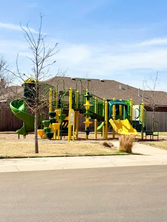 $1,700 | 2059 Kenwood Avenue, Lubbock, TX 79407