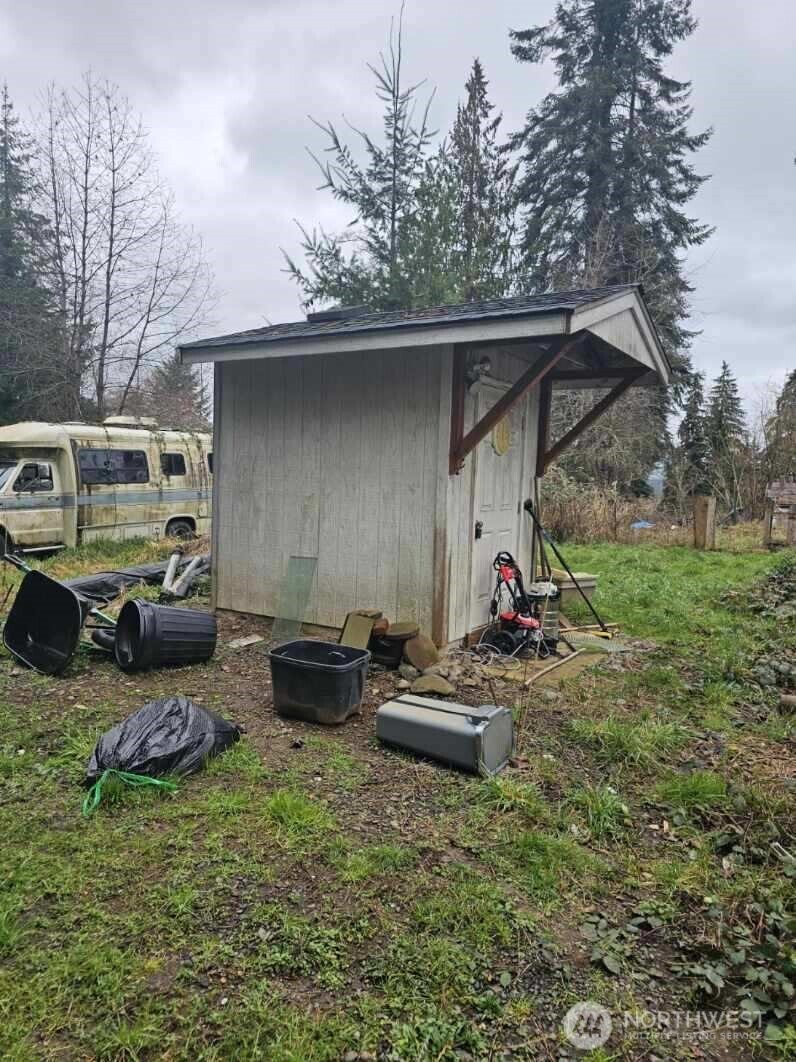 646 Jorgensen Road Onalaska, WA 98570 - Photo 9 of 14 a view of back yard of the house
