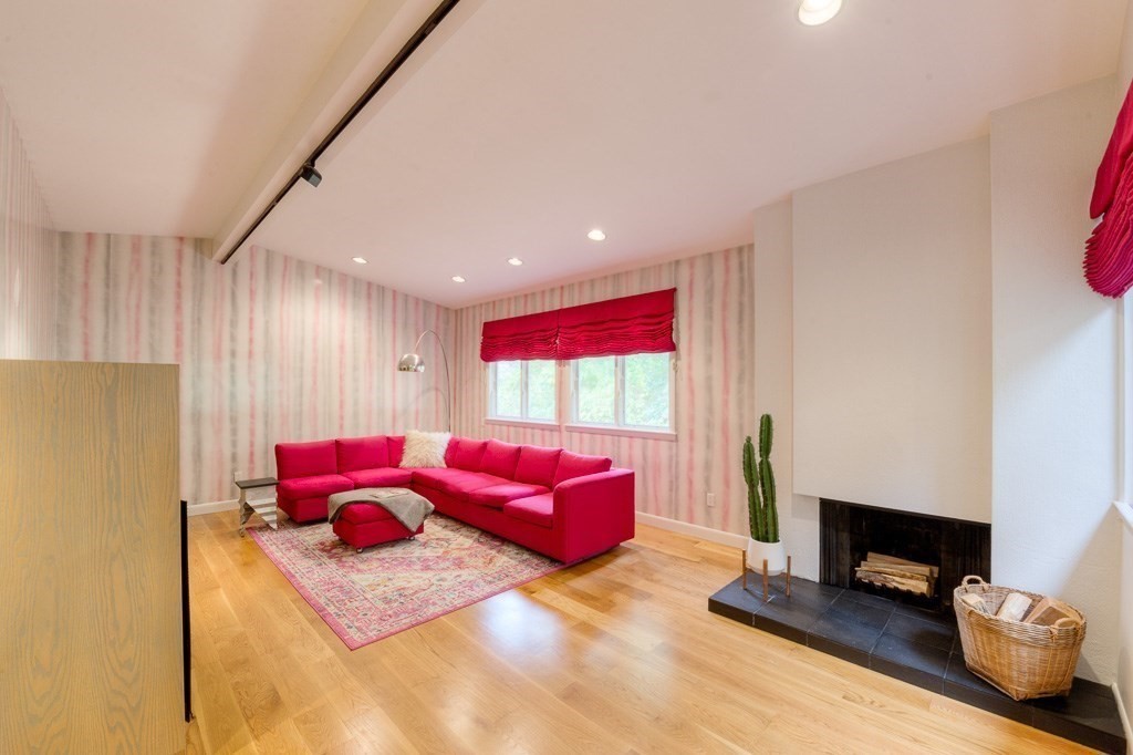 15 Meadowbrook Road Worcester, MA 01609 - Photo 15 of 42 Gallery Image 15