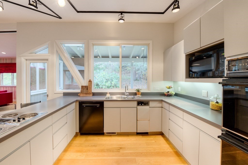15 Meadowbrook Road Worcester, MA 01609 - Photo 22 of 42 Gallery Image 22