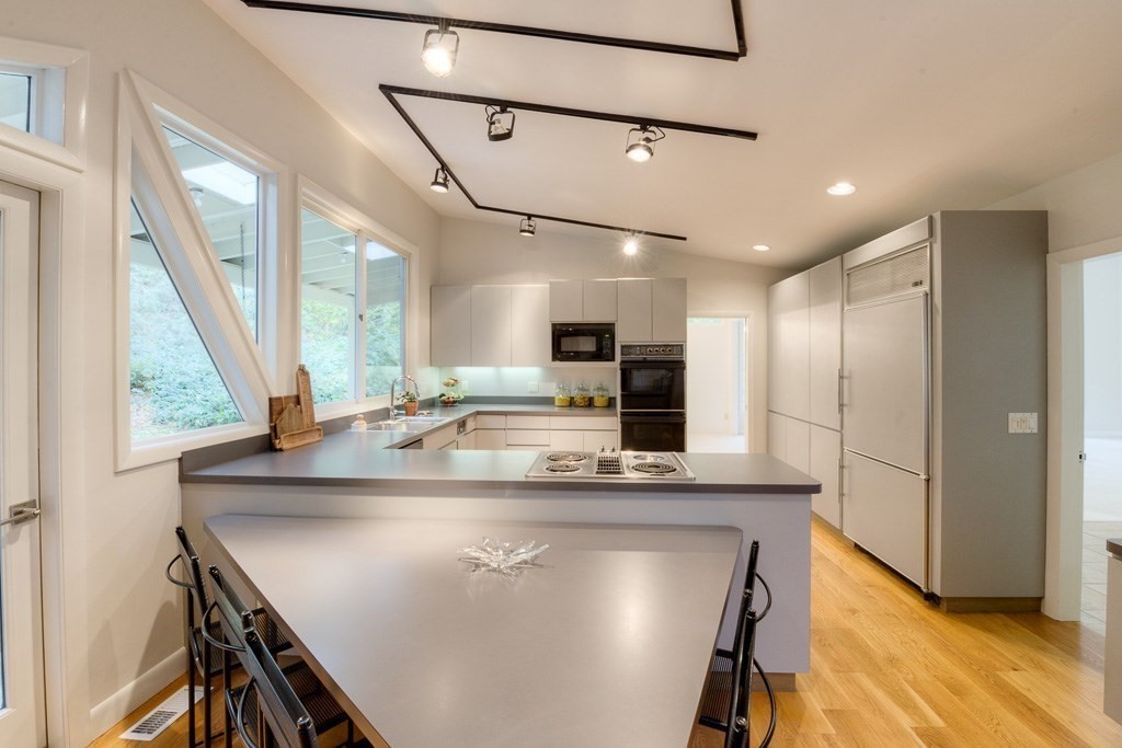 15 Meadowbrook Road Worcester, MA 01609 - Photo 25 of 42 Gallery Image 25