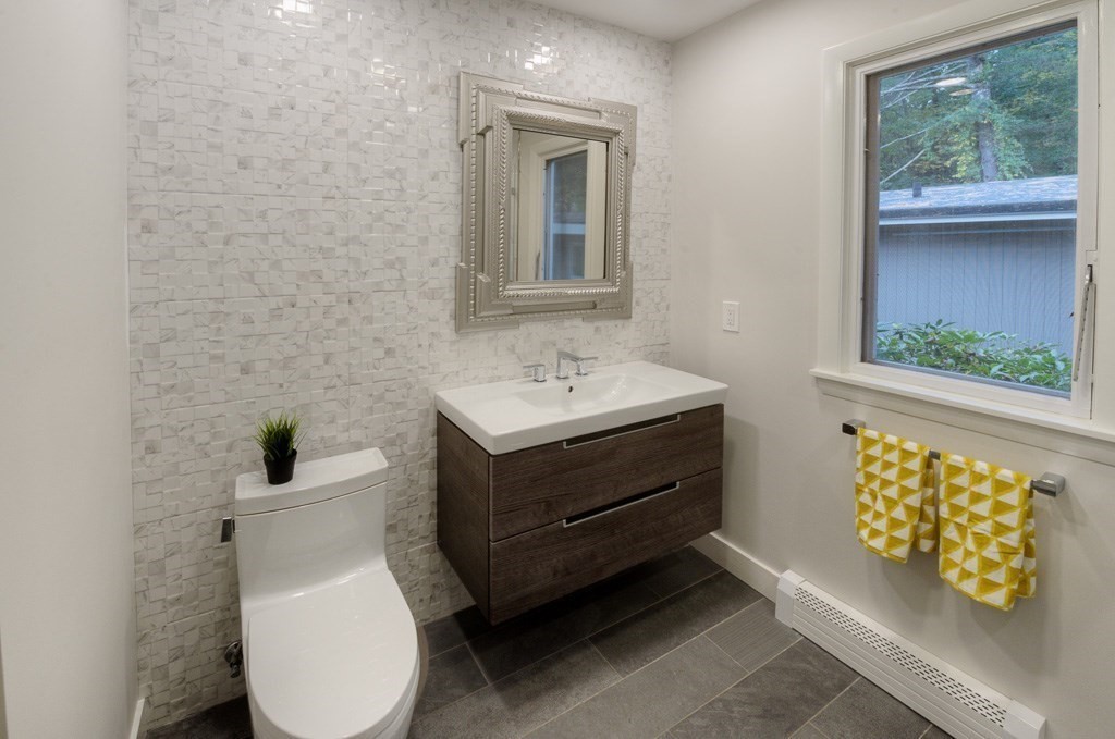15 Meadowbrook Road Worcester, MA 01609 - Photo 33 of 42 Gallery Image 33