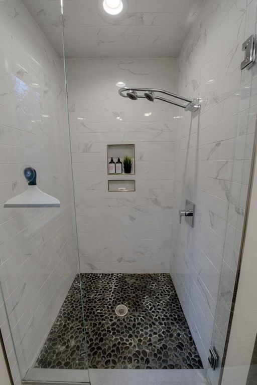15 Meadowbrook Road Worcester, MA 01609 - Photo 34 of 42 Gallery Image 34