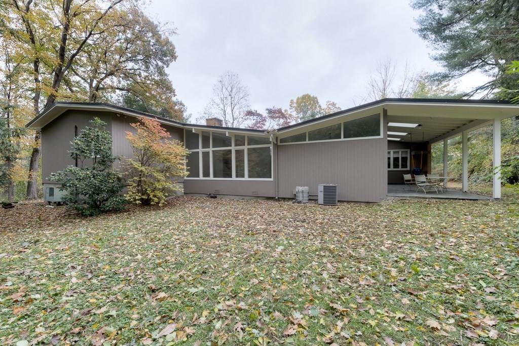 15 Meadowbrook Road Worcester, MA 01609 - Photo 4 of 42 Gallery Image 4