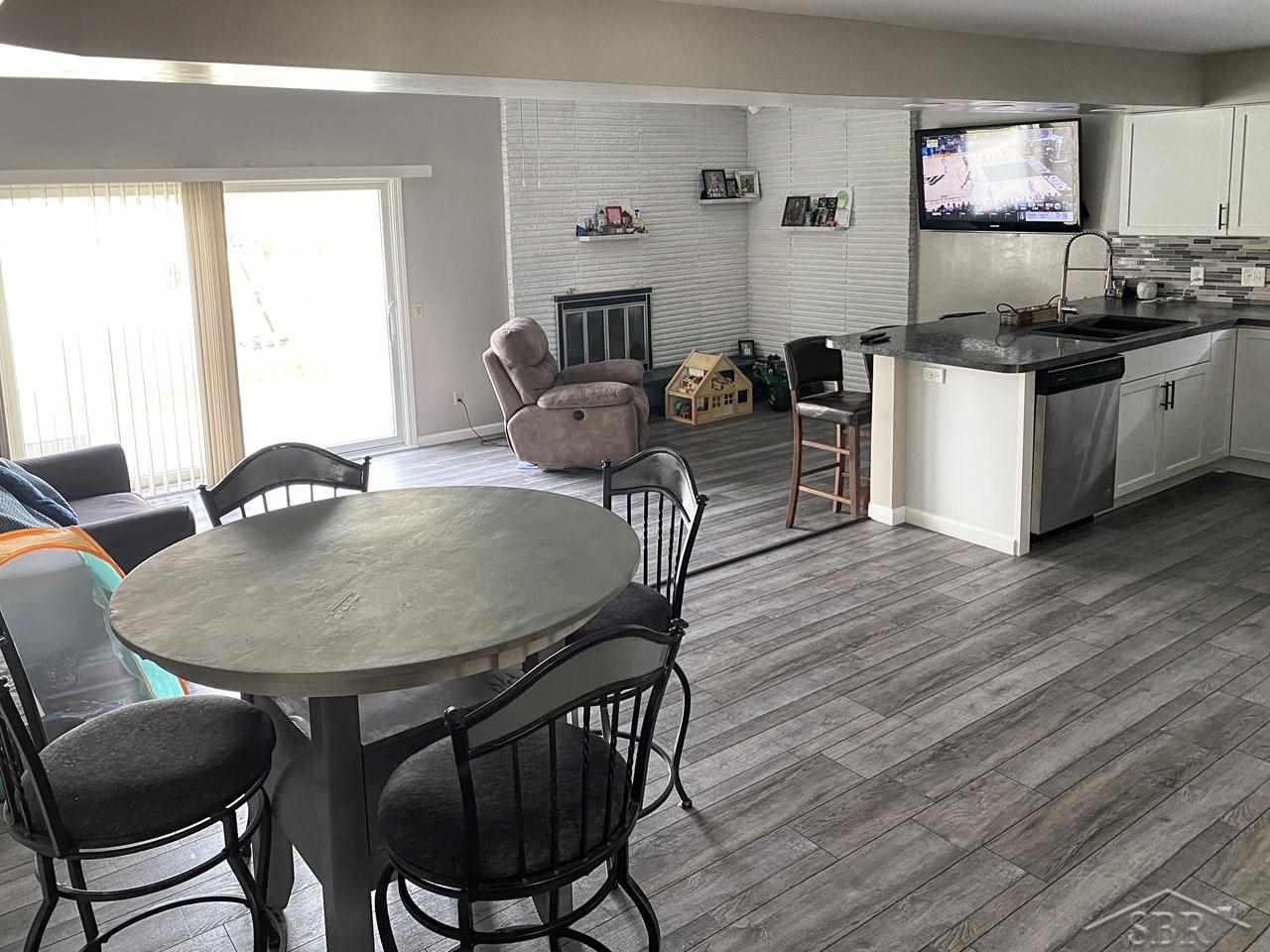 1600 South Huron Road Kawkawlin, MI 48631 - Photo 7 of 21 50076823-6.JPG