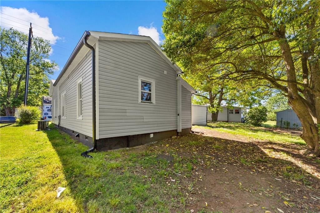 414 Oneida Street Graham, NC 27253 - Photo 23 of 29 Gallery Image 23