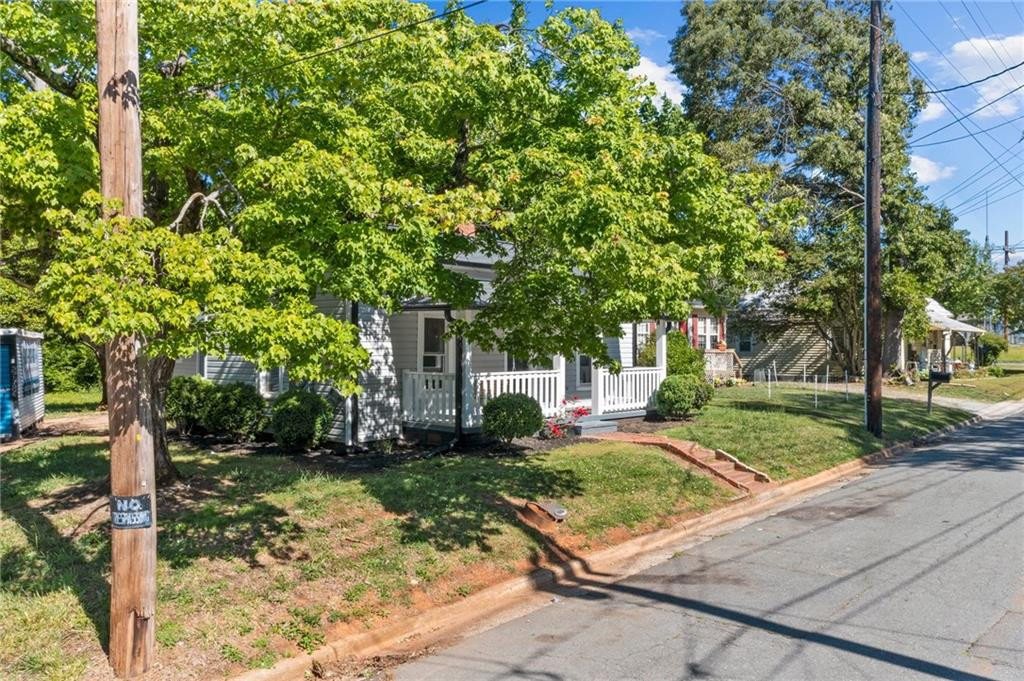 414 Oneida Street Graham, NC 27253 - Photo 28 of 29 Gallery Image 28