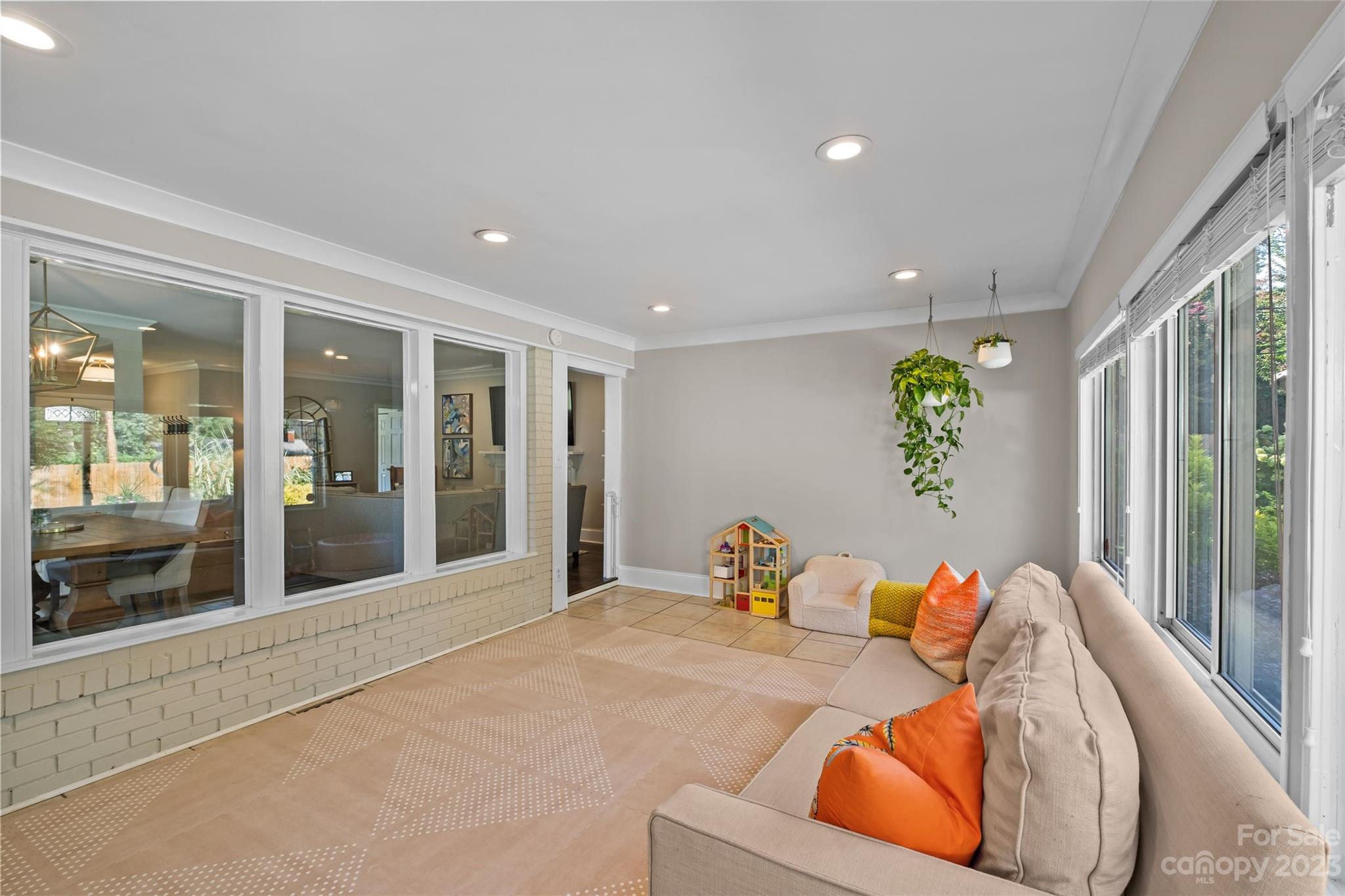 5521 Murrayhill Road Charlotte, NC 28210 - Photo 18 of 40 Gallery Image 18