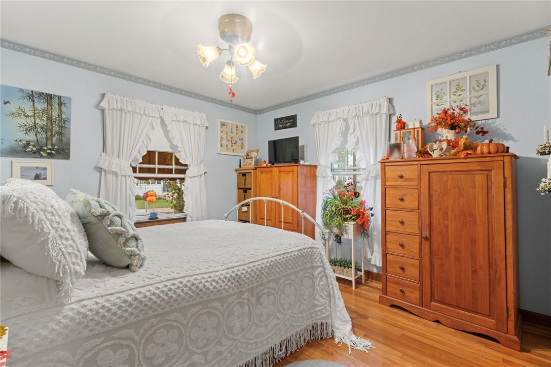 36 Dean Street Pawtucket, RI 02861 - Photo 13 of 34