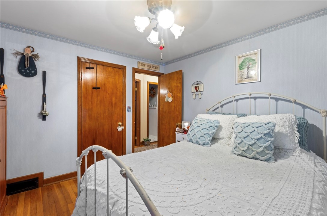 36 Dean Street Pawtucket, RI 02861 - Photo 15 of 34