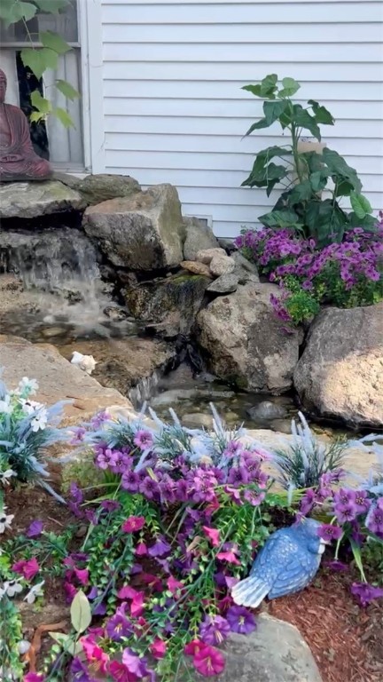 36 Dean Street Pawtucket, RI 02861 - Photo 28 of 34