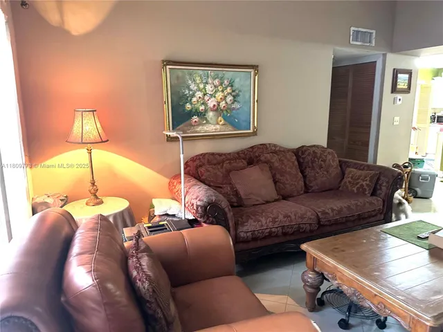 $280,000 | 6276 Northwest 186th Street, Unit 305, Hialeah, FL 33015