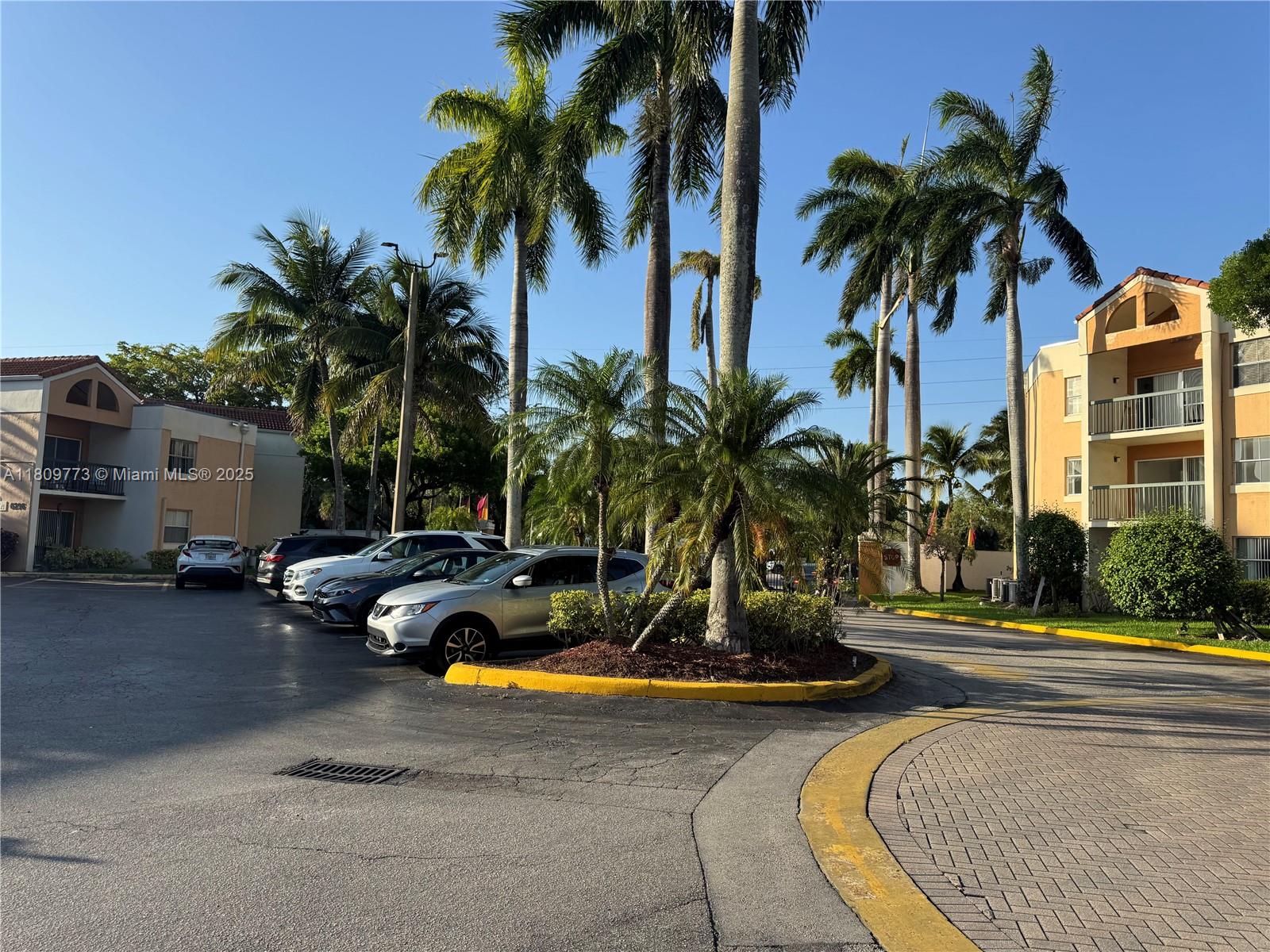 6276 Northwest 186th Street, Unit 305 Hialeah, FL 33015 - Photo 36 of 36