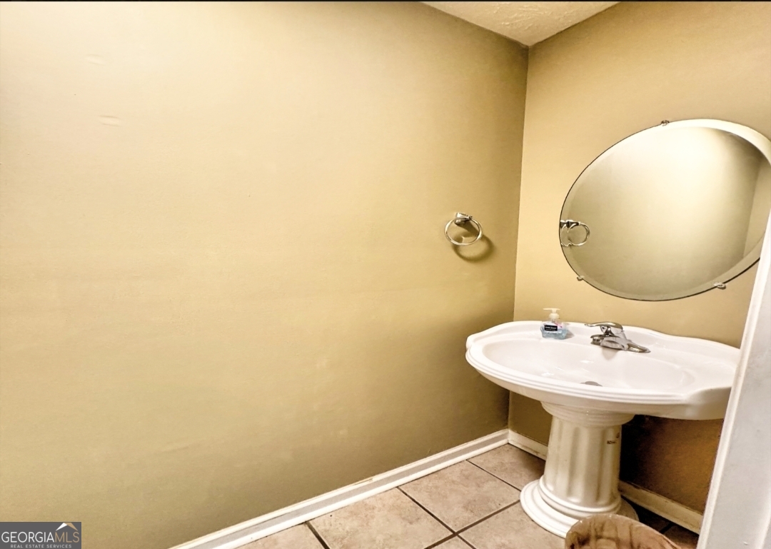 239 Old Pond Road LaGrange, GA 30241 - Photo 19 of 34