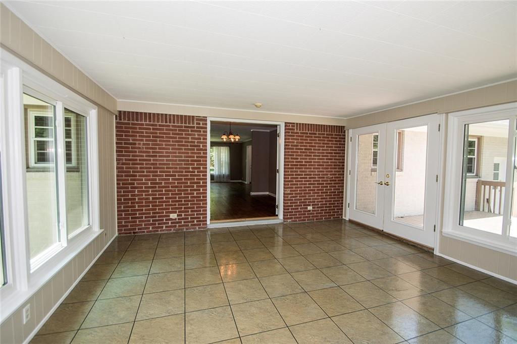 9091 Coventry Road Indianapolis, IN 46260 - Photo 14 of 33 Gallery Image 14