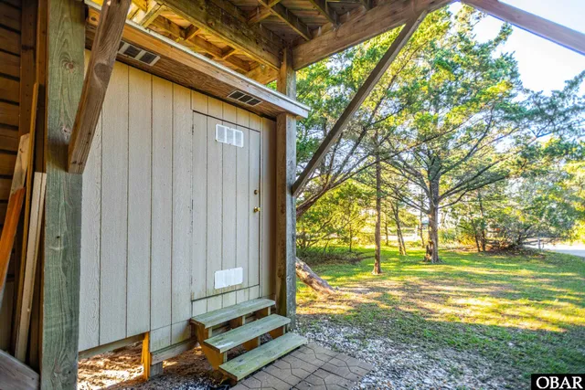 $484,900 | 40268 East Sunfish Court, Avon, NC 27915