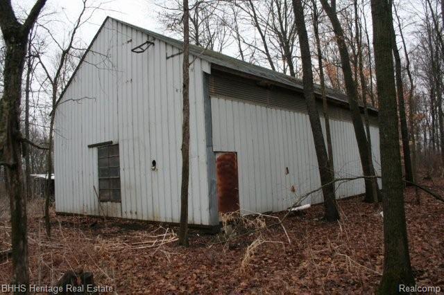 6600 West Lange Road Fowlerville, MI 48836 - Photo 21 of 23 Pole Barn
