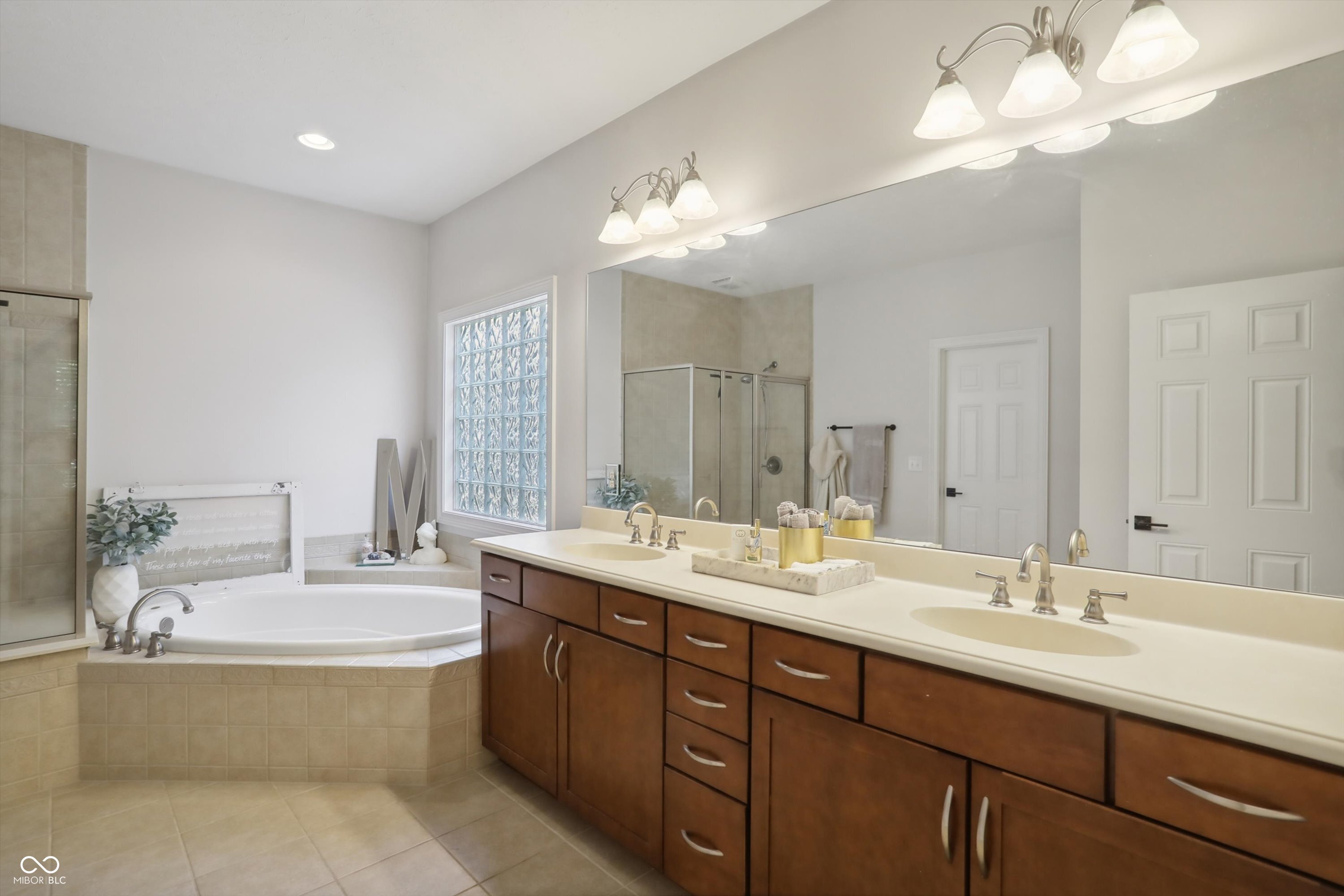 13004 Saxony Boulevard Fishers, IN 46037 - Photo 39 of 61