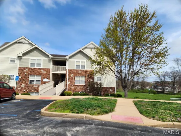 $1,650 | 1713 Piedmont Circle, Unit 1713, St. Charles, MO 63304