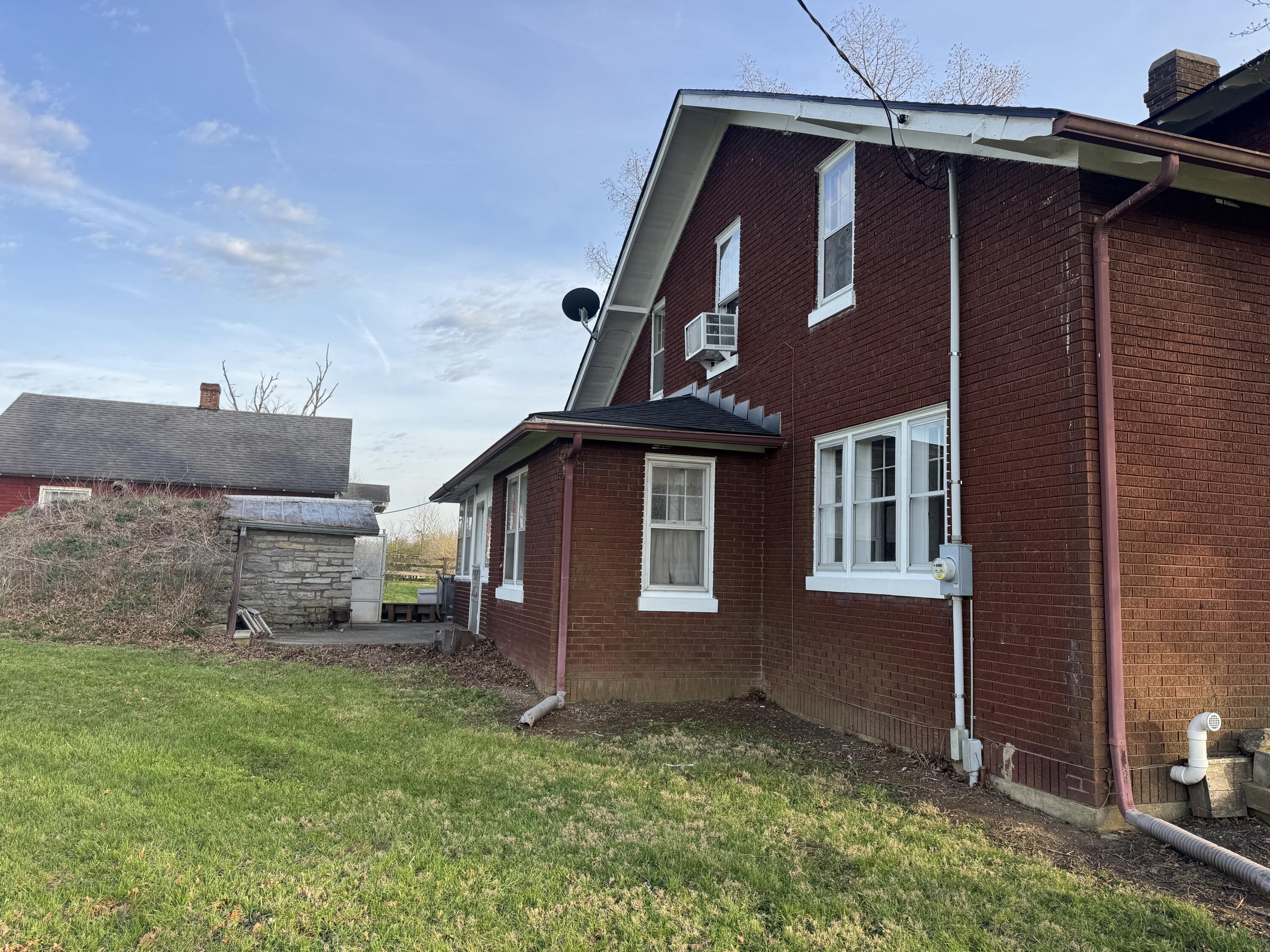 130 East Union Road Carlisle, KY 40311 - Photo 3 of 82 IMG_6780