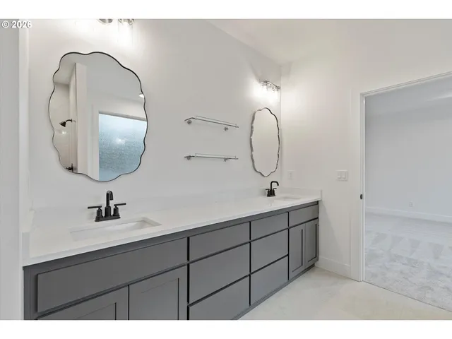 $819,931 | 14992 Southeast Andre Way, Clackamas, OR 97015