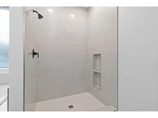 $819,931 | 14992 Southeast Andre Way, Clackamas, OR 97015