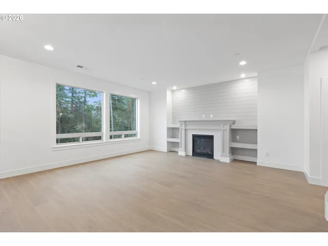 $819,931 | 14992 Southeast Andre Way, Clackamas, OR 97015