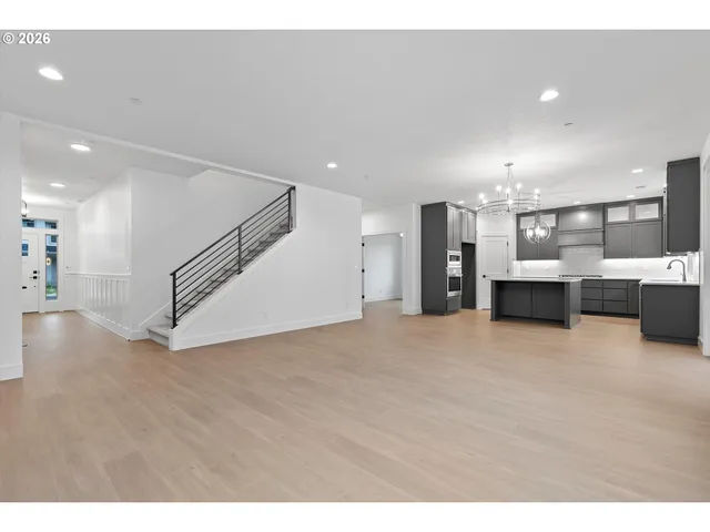 $819,931 | 14992 Southeast Andre Way, Clackamas, OR 97015