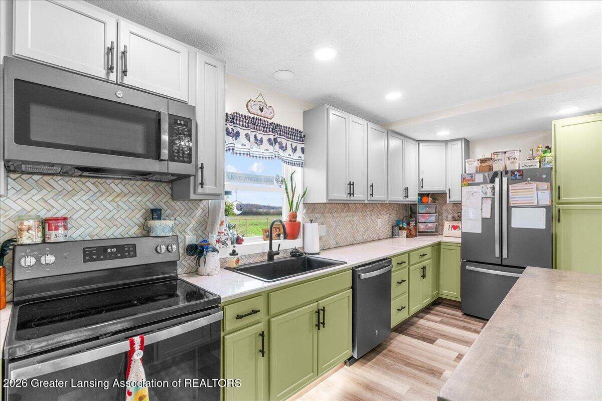 2934 East Walker Road St. Johns, MI 48879 - Photo 22 of 44 22-Media Jett - 33