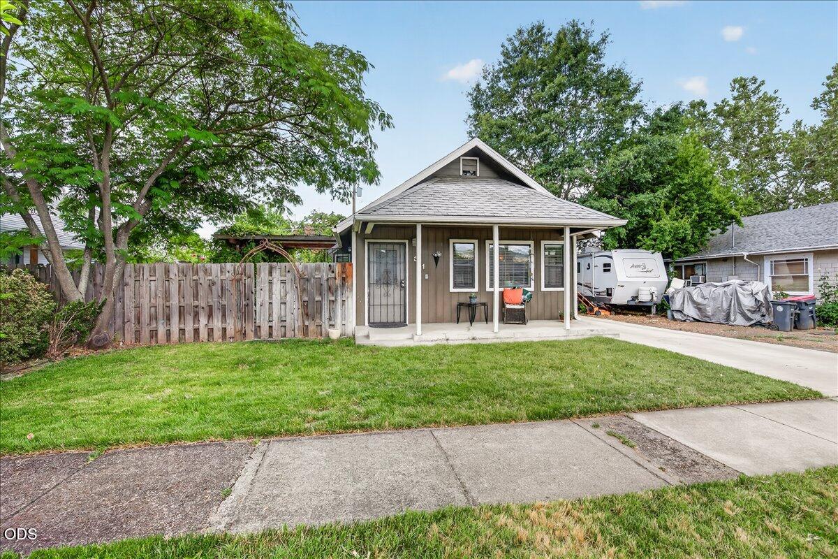 331 Mae Street Medford, OR 97504 - Photo 1 of 26