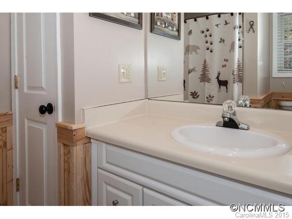 78 Glory Road Clyde, NC 28721 - Photo 11 of 23