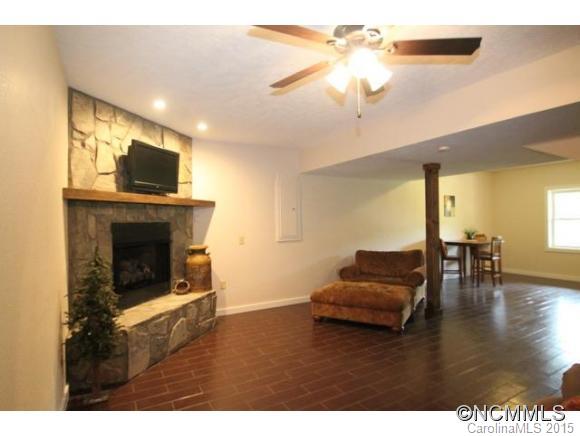 78 Glory Road Clyde, NC 28721 - Photo 17 of 23