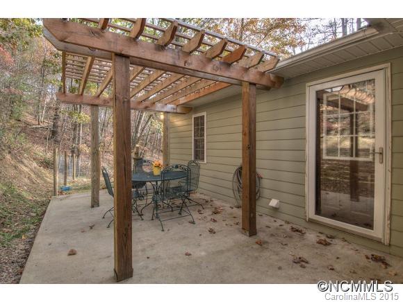 78 Glory Road Clyde, NC 28721 - Photo 22 of 23